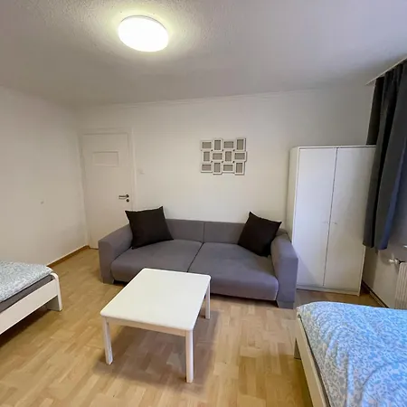 Gemuetliche Monteurwohnung In Vincenzstrasse Apartment *