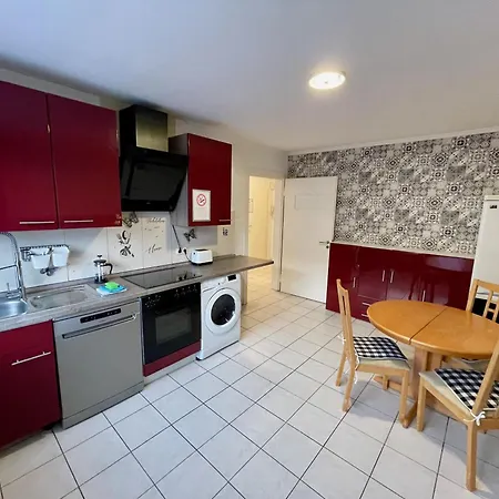 Gemuetliche Monteurwohnung In Vincenzstrasse Oberhausen (North Rhine-Westphalia)