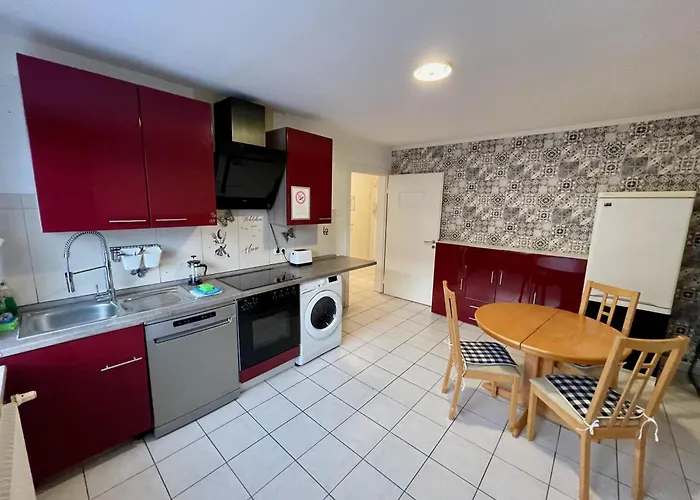 Gemuetliche Monteurwohnung In Vincenzstrasse Oberhausen (North Rhine-Westphalia)